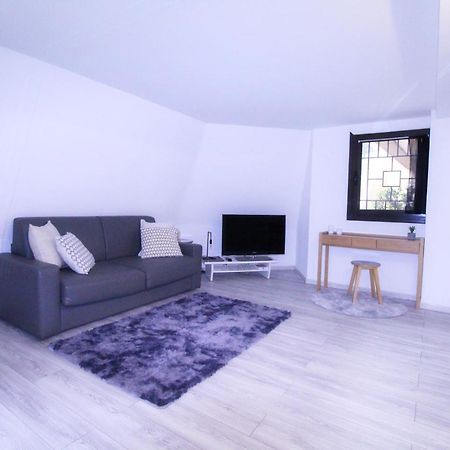 Large Studio Close To Monaco, Bnb Ric' Keys Beausoleil Bagian luar foto